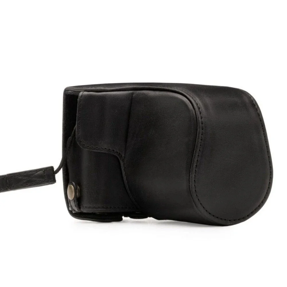 MegaGear Canon EOS M100, M200 (15-45mm) Ever Ready Leather Camera Case and Strap